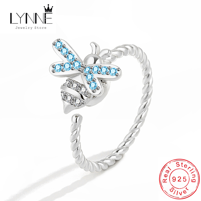 Street Fashion Rings - New Elegant Rotatable Honeybee Blue Rhinestone