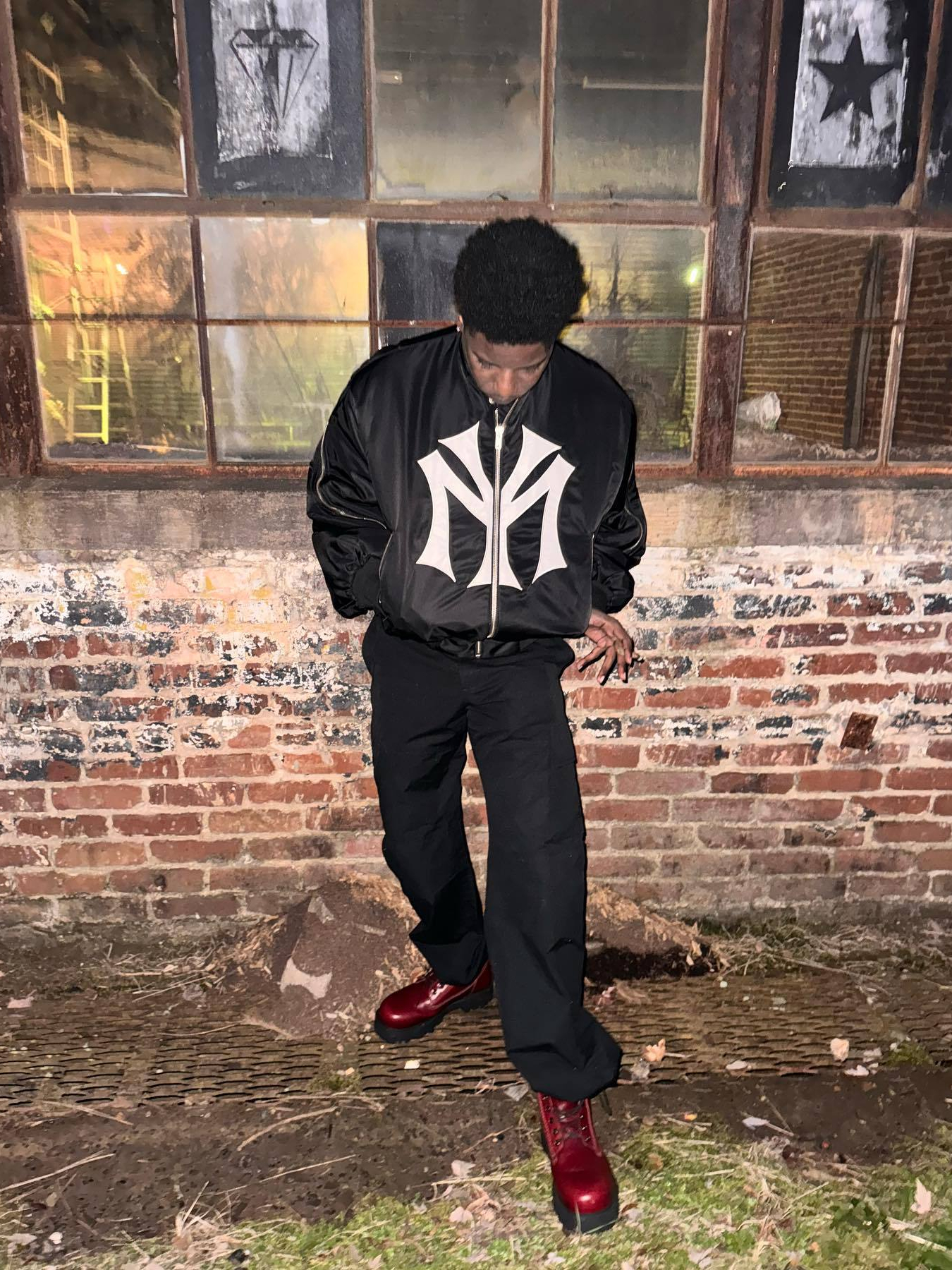 Street Fashion Outfit For Men - Cropped Bomber Jacket Oversize Bubble Sleeve