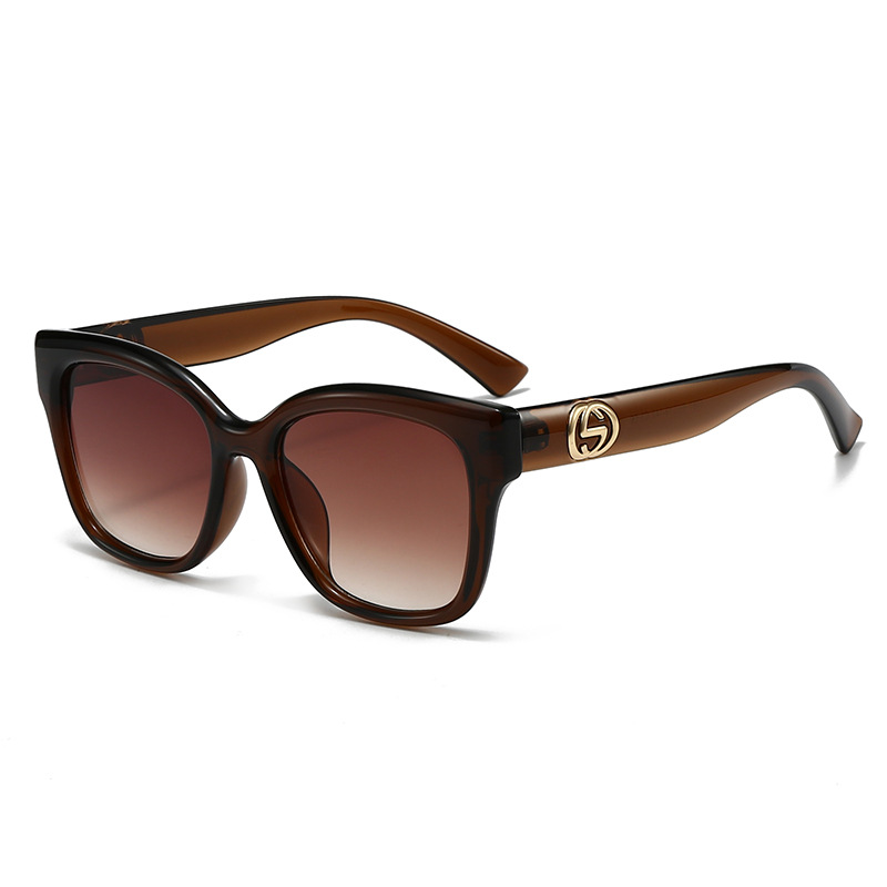 Retro Minimalist Solid Color F – Street Fashion Photography recenzja i cena