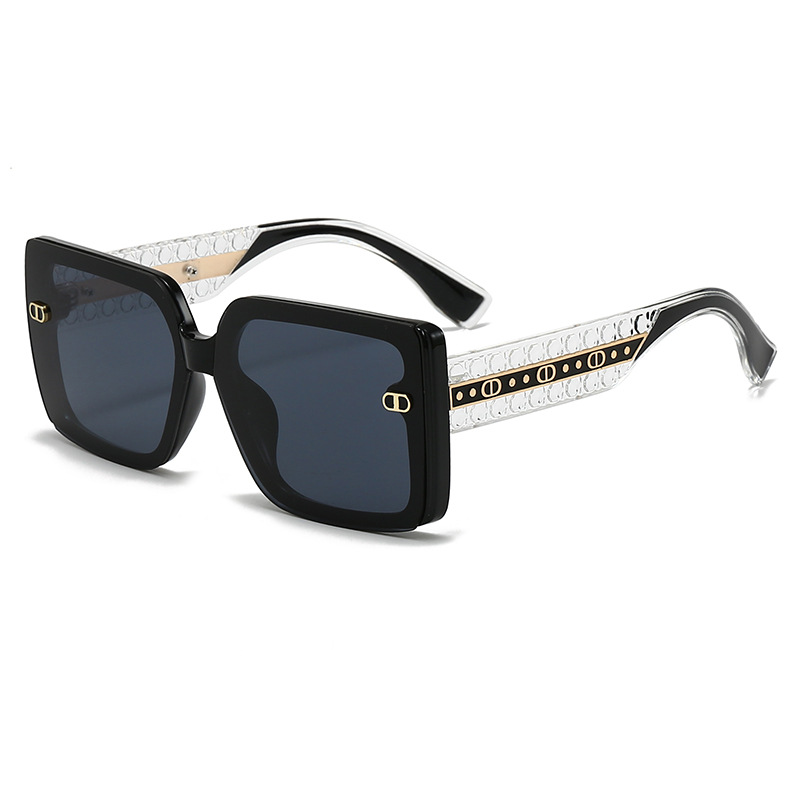 Retro Minimalist Large Frame F – Street Fashion Photography recenzja i cena