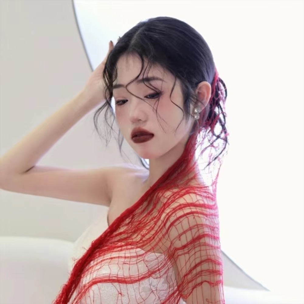 Fashion Distressed Scarf Ragge – Street Fashion Photography recenzja i cena
